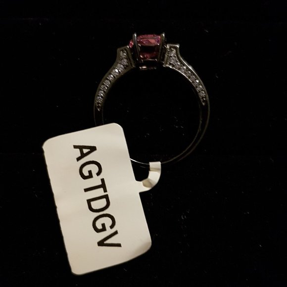 Stunning Black & Silver Ring with pink stone - Picture 5 of 5